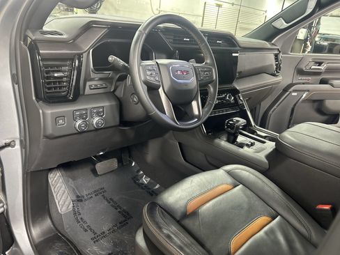 Certified 2024 GMC Sierra 1500 AT4 w/ Technology Package AWD/4WD image 11