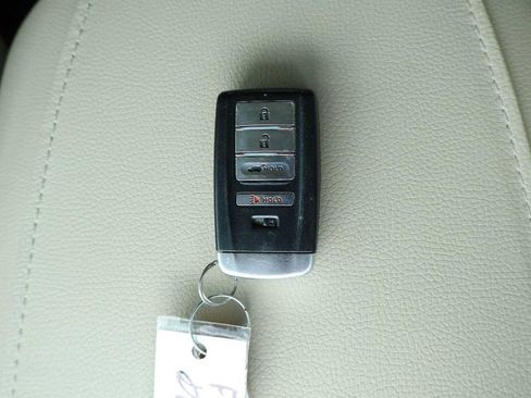 Used 2017 Acura MDX SH-AWD image 20
