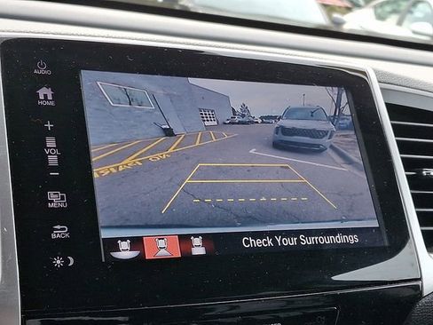 Used 2020 Honda Ridgeline Sport image 17