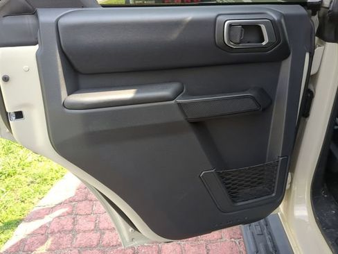 New 2025 Ford Bronco Outer Banks w/ Sasquatch Package AWD/4WD image 29