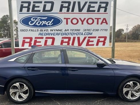 Used 2018 Honda Accord EX image 1