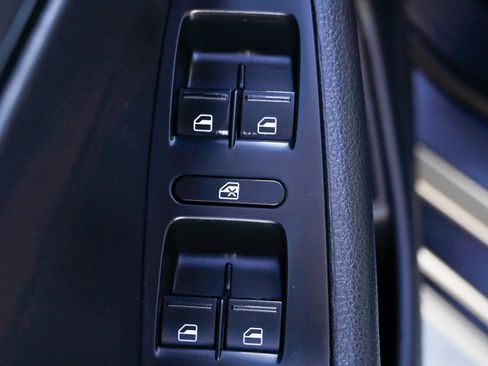 Used 2017 Volkswagen Jetta SE FWD image 20