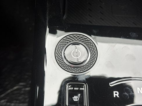 New 2026 Kia Niro Wind image 22