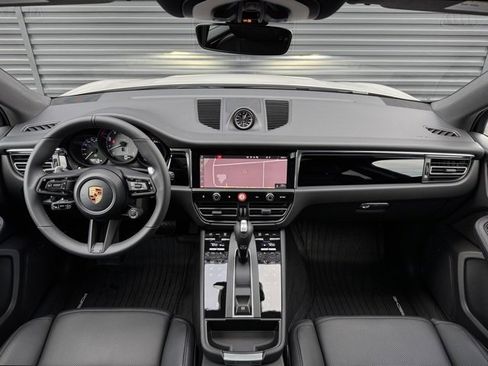 New 2026 Porsche Macan S image 17
