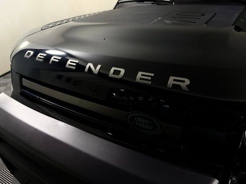 Used 2024 Land Rover Defender 110 X-Dynamic SE AWD/4WD image 12