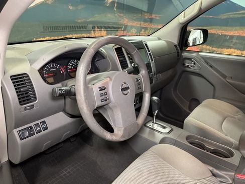 Used 2021 Nissan Frontier SV image 23