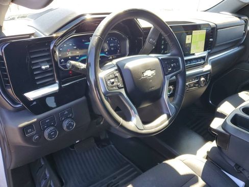 Used 2023 Chevrolet Silverado 1500 LT AWD/4WD image 11
