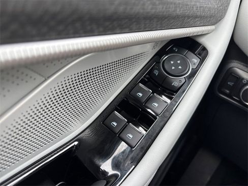 New 2025 Ford Explorer Platinum w/ LUX Leather Package image 16