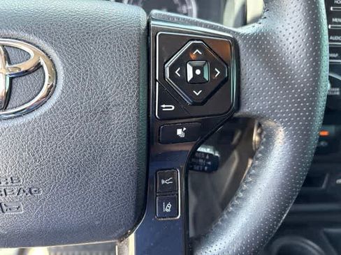 Used 2020 Toyota 4Runner TRD Off-Road Premium w/ Moonroof Package AWD/4WD image 12