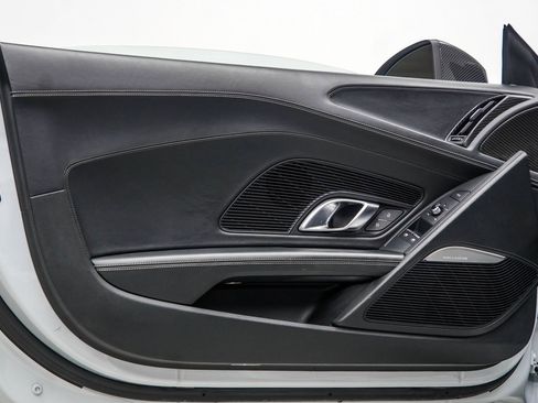 Used 2018 Audi R8 V10 AWD/4WD image 43