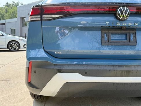 New 2026 Volkswagen Tiguan SE AWD/4WD image 14
