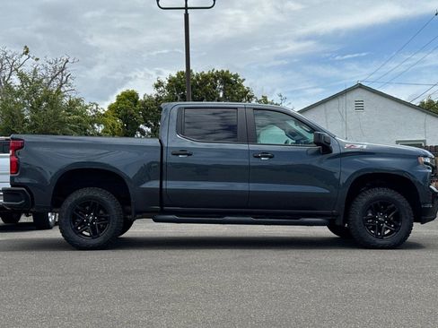 Used 2021 Chevrolet Silverado 1500 LT Trail Boss w/ Convenience Package II AWD/4WD image 4
