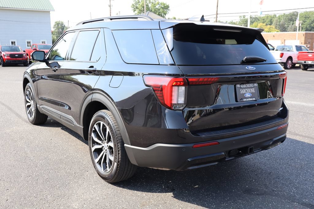 Used 2026 Ford Explorer ST-Line AWD/4WD image 16