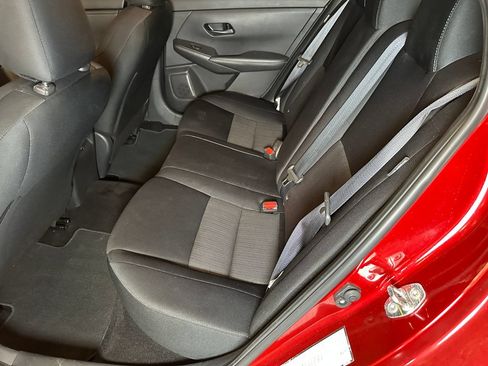 Used 2024 Nissan Sentra SV FWD image 21