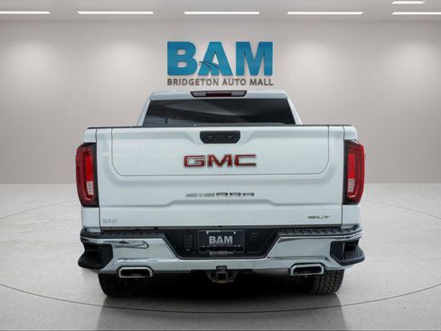 Used 2022 GMC Sierra 1500 SLT w/ SLT Premium Package AWD/4WD image 6
