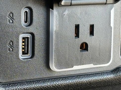 Used 2026 Chevrolet Silverado 1500 LT RWD image 18