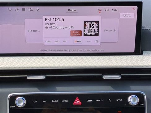 New 2025 Genesis GV80 3.5T Prestige image 15