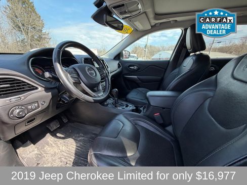 Used 2019 Jeep Cherokee Limited w/ Luxury Group image 9