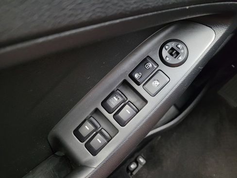 Used 2018 Kia Forte LX FWD image 27
