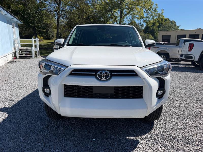 Used 2022 Toyota 4Runner SR5 Premium w/ Moonroof Package RWD image 10