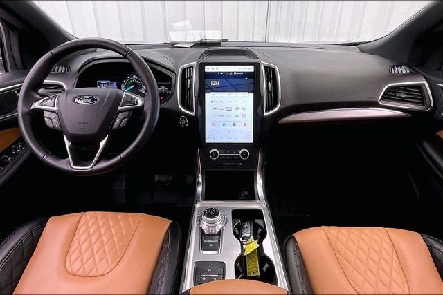 Used 2024 Ford Edge Titanium w/ Titanium Elite Package AWD/4WD image 15