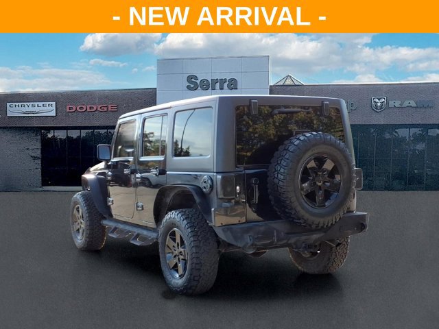 Used 2012 Jeep Wrangler Unlimited Rubicon w/ Connectivity Group AWD/4WD image 6