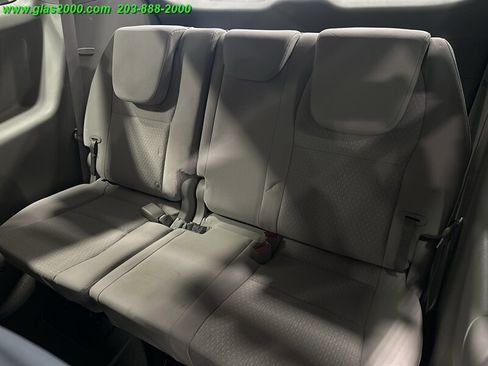 Used 2018 Kia Sedona LX image 21