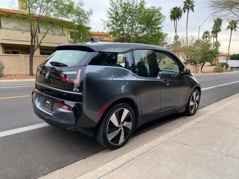 Used 2018 BMW i3 image 9