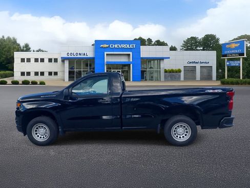 Used 2025 Chevrolet Silverado 1500 W/T w/ Trailering Package AWD/4WD image 6