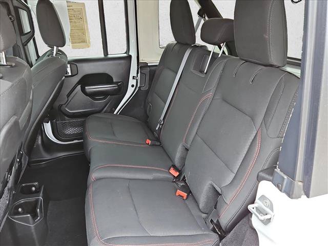 Used 2021 Jeep Wrangler Unlimited Rubicon AWD/4WD image 19