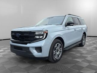 Used 2025 Ford Expedition Active AWD/4WD video 1