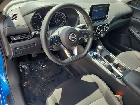 Used 2024 Nissan Sentra SV FWD image 21
