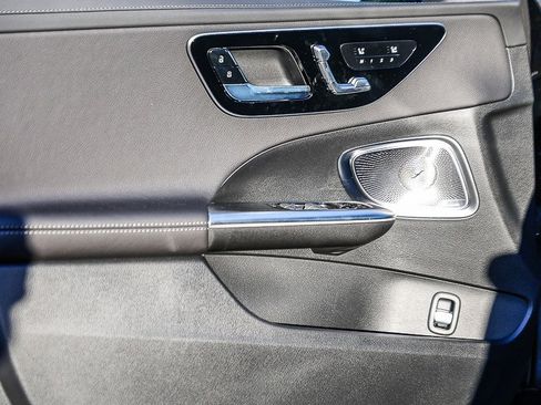 New 2025 Mercedes-Benz C 300 4MATIC Sedan image 21