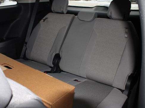 New 2026 Toyota Sienna LE AWD/4WD image 19
