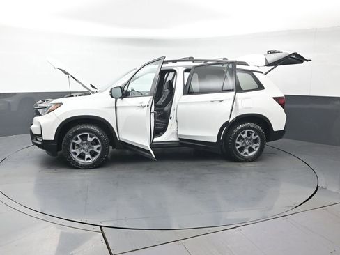 Used 2023 Honda Passport TrailSport image 51