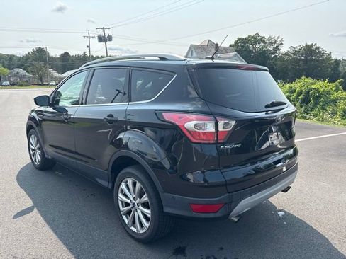 Used 2017 Ford Escape Titanium w/ Equipment Group 301A AWD/4WD image 8