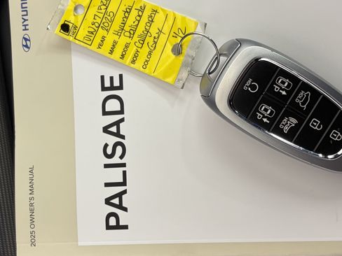 Certified 2025 Hyundai Palisade Calligraphy AWD/4WD image 45