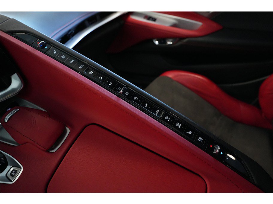 Used 2022 Chevrolet Corvette Stingray Preferred Cpe w/ Z51 Performance Package RWD image 23