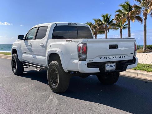 Used 2021 Toyota Tacoma TRD Sport w/ Technology Package RWD image 7