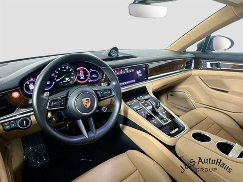 Used 2023 Porsche Panamera 4S w/ Premium Package AWD/4WD image 30