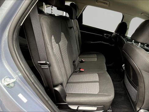 Certified 2023 Kia Sorento LX FWD image 25