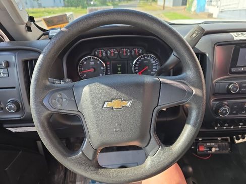 Used 2015 Chevrolet Silverado 2500 W/T AWD/4WD image 16