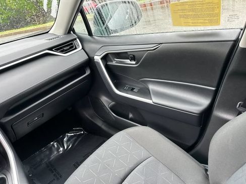 Certified 2025 Toyota RAV4 XLE AWD/4WD image 25