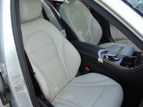 Used 2016 Mercedes-Benz C 300 4MATIC Sedan image 23