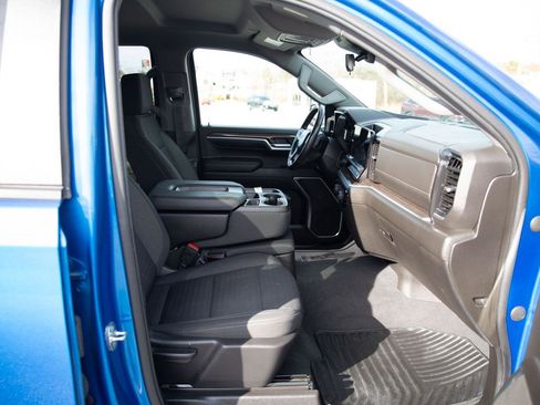 Used 2022 Chevrolet Silverado 1500 RST AWD/4WD image 21