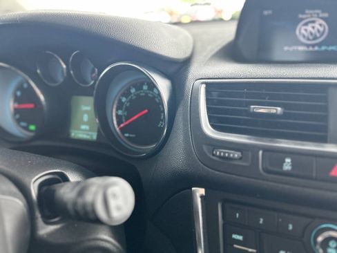 Used 2015 Buick Encore Convenience FWD image 67