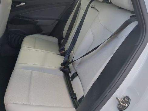 Certified 2021 Volkswagen ID.4 Pro S w/ Gradient Package image 17