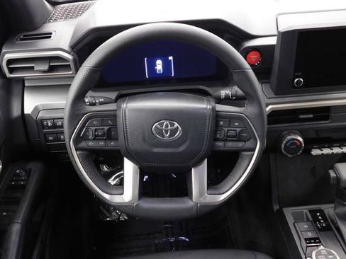 Used 2024 Toyota Tacoma TRD Off-Road image 26