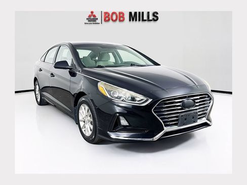Used 2018 Hyundai Sonata SE FWD image 1