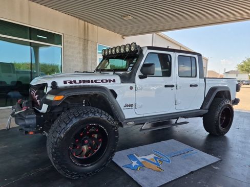 Used 2020 Jeep Gladiator Rubicon AWD/4WD image 2